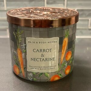 Bath & Body Works Carrot & Nectarine Candle